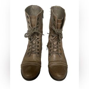 6M Gray Troopa Steve Madden Boots with Zipper